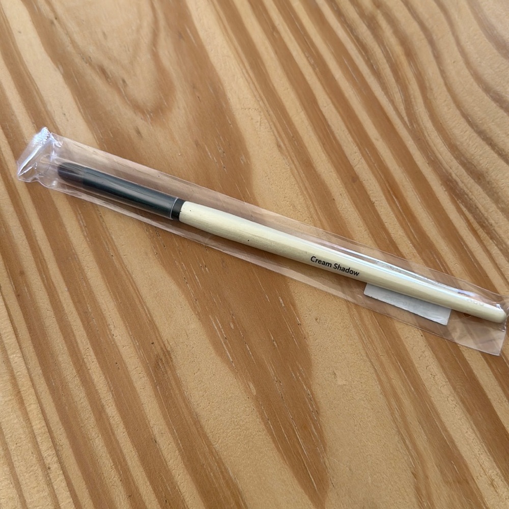 Bobbi Brown Cream Shadow Brush